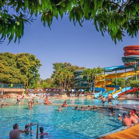 كلدس نوفاس Diroma Resort Internacional Incluso 1 Acesso Ao Acqua Park Vulcao المظهر الخارجي الصورة